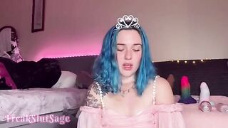 Huge cock machine fucks Princess hard and cummes in her ass