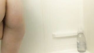 Eelet- Riding a Dildo and my Showerhead - A Steamy Emo Encounter