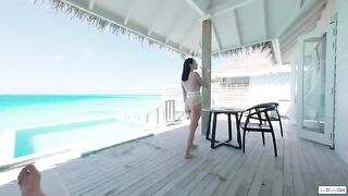 The morning is not for sleeping, but for passionate sex in paradise