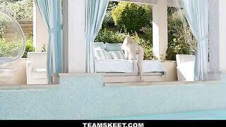 Skinny yoga girl Lola Fae gets banged by the pool by cheating boyfriend