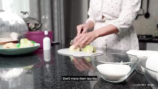 Luxury Girl shares her pie with America in the kitchen