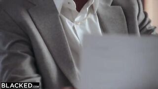 The blonde girl is crazy about her best friend's boss, played by a powerful actor