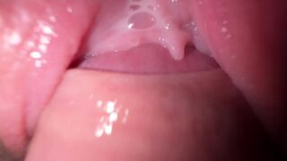 Close up fuck with a teenage stepsister and a creamy finish in stunning detail