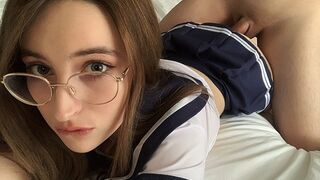 Stepsister Bella Murr fucks with her new boyfriend on cam
