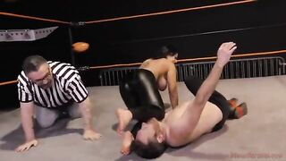 Gorgeous MILF Nadia White dominates Glenn King in a femdom match