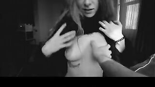 A beautiful girl gave me a blowjob and got a lot of sperm in her mouth