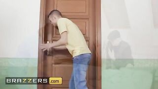 Nurse Taylee Wood gets paid to drain a cock of cum in this steamy Brazzers scene