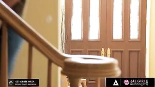 Riley Reid helps her bestie Carter Cruise practice to be a great masseuse