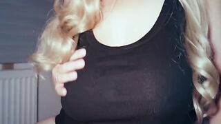 Slapping tits and having sex with my wife - it's amazing! The cumshot is on my tits
