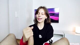 A cute stepsis got her face covered with cum - hiyouth
