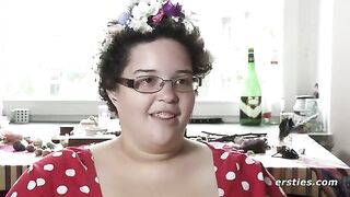 Amateur girl fingers her shaved pussy in a sensual homemade video