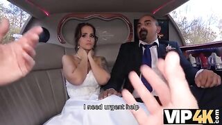 The bride allowed her husband to watch her getting her ass scored in the limo