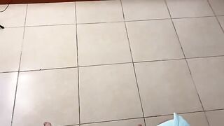 I gave my best friend's stepson a massage and got cum