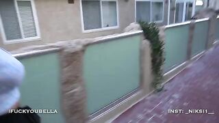 A vacationer hooked a chick and fucked her by the mouth
