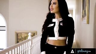 Bella Rolland seduced by a mistress with a huge booty