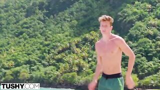 Tricky guy made a mess on the body of sexy bitch Scarlett