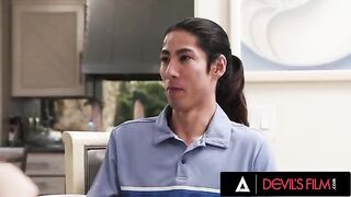 The guy can’t resist fucking her stepsister when she exposes herself