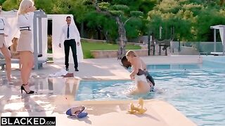 Two hungry girls seduced a hotel employee for an unforgettable experience
