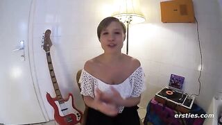 Two lesbians have a Wet and Pulsating 4Way Sex Party with Ersties