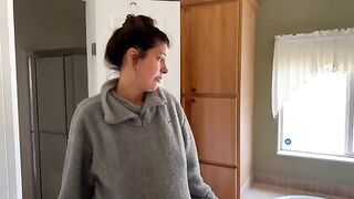 The pregnant girl tried to negotiate with her landlord in a steamy scene