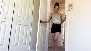 A step sister shows how to relax in a steamy, intimate encounter