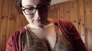 Pose for Bettie, a sexy tutorial with a twist