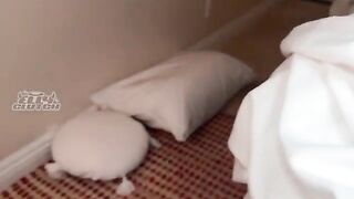 Sharing a bed with my sister's best friend - PPRNo