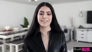 Angel Gostosa tells stepbro not to touch himself without permission - S27:E7