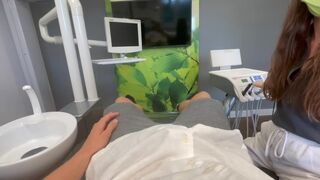 Dentist checking the girl’s mouth turns into hardcore sex - Pono