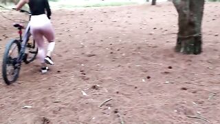 I found a beautiful girl in the middle of nature, and I fucked her