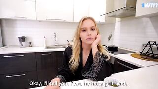 I fucked my friend's mom with her juicy pussy, she's hot!