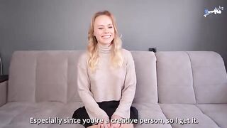 A cute blonde with big ass fell in love with guys and received cumshot on her face at casting