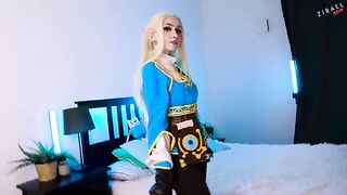 Princess Zelda gets her pussy wet and fucks with a cock passionately