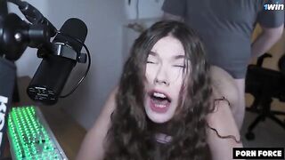 A cute girl did a decent and quality sex scene
