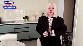 A disgruntled neighbor voiced her grievances to me and got fucked hard in HD