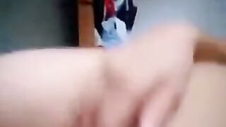 They lied, and the guy believed, he managed to fuck her mouth full of cum
