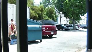 A hot chick got fucked behind the garbage tank on cam