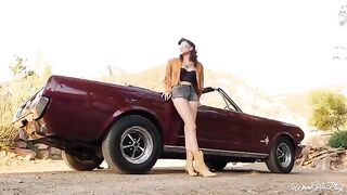 Two retro beauties with perfect asses in outdoor action