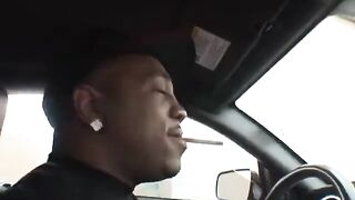 A pink-haired bitch fucks like a dog on the couch with passion