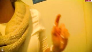 A girl made a blowjob for a stranger in the toilet, it was just sex