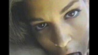 Babe Ellie has sex with her friend on the island