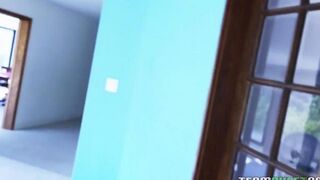 Alexia Gold made a stunning mulatto woman cum by tongue