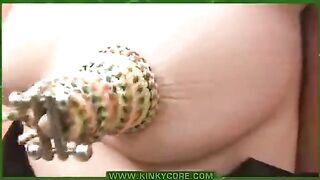 Labia piercing with needles - Needle Play