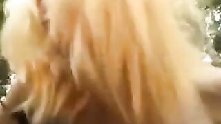 Young girl was fucked by a guy in the park, she liked it