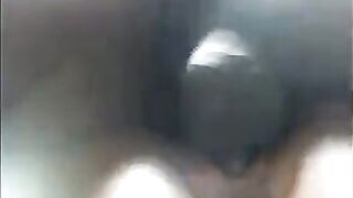 Black woman’s pussy juice flies everywhere after strong orgasm