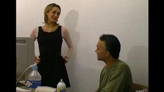 An old man fucked his younger sister, exploring new ways to please her