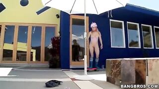 The blonde girl has a long dick sucked by her mouth