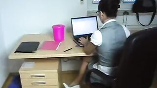 A young secretary was fucked at her workplace by her boss
