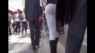 The camera follows the juicy Argentine ass, a tempting sight in HD