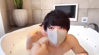 Japanese guy’s slippery handjob results in incredible cum lube action
